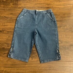 NWT Croft & Barrow Skimmer Mid Rise PM Cotton jean shorts